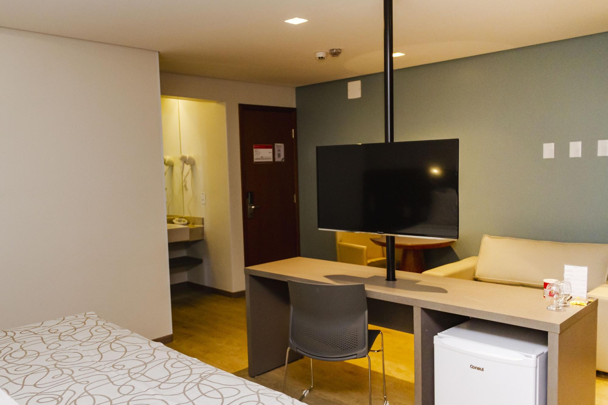 Go Inn Catalão Extérieur photo